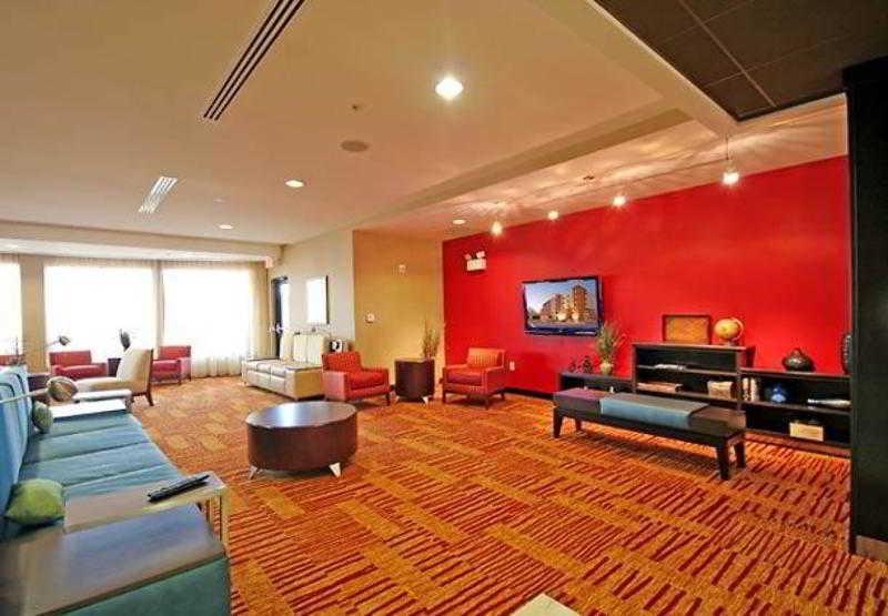 Courtyard Greensboro Airport Εξωτερικό φωτογραφία